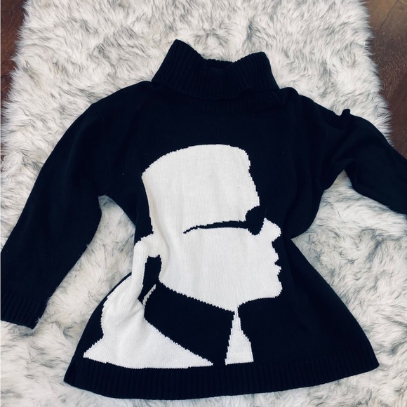 Sweater - Picture 5 of 6